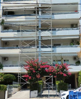 Εργασίες:Επιδιωρθωση  Φουσκωμένο μπετό και βαψιμο